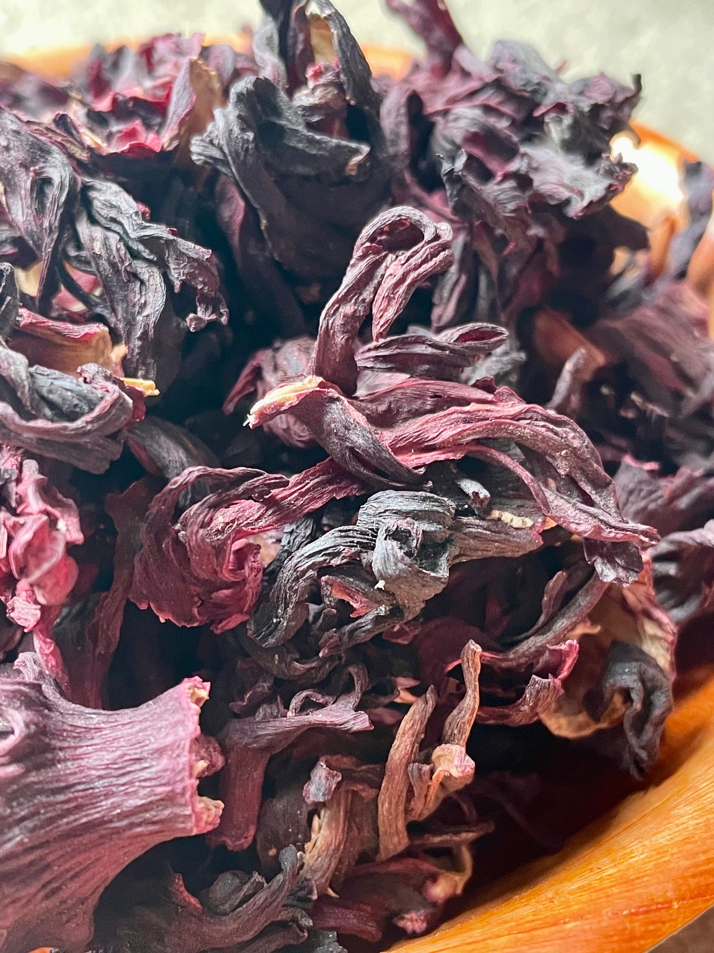 Fleurs d'hibiscus séchées Bienfaits et origine