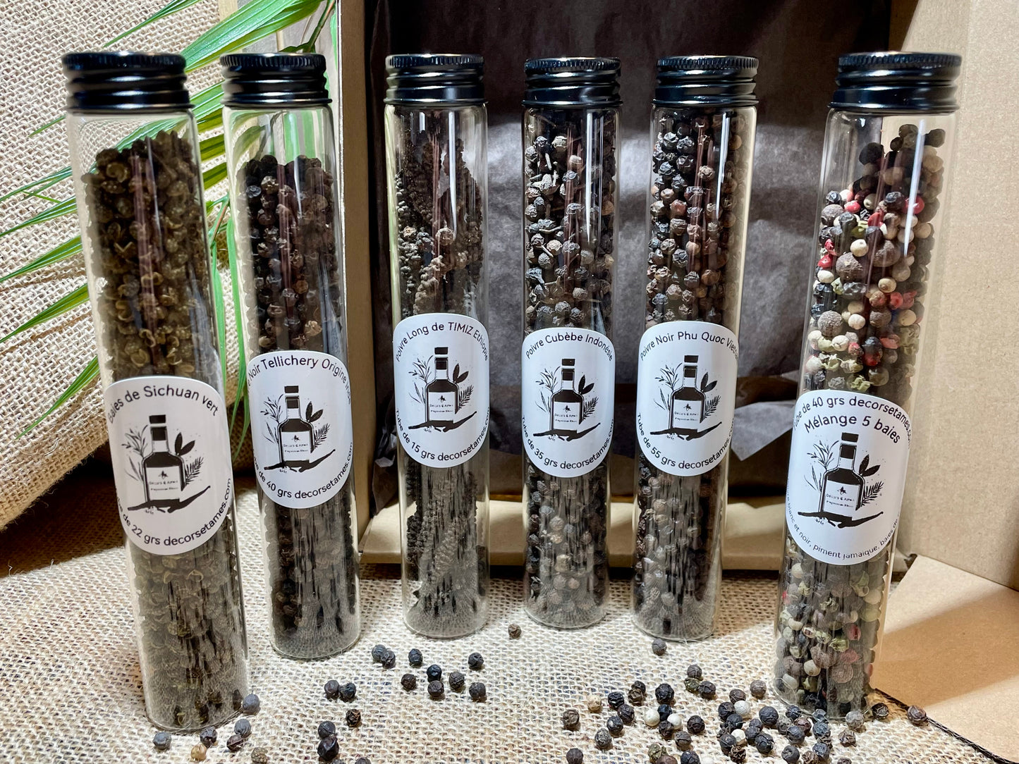 Coffret Poivres du Monde poivres et baies