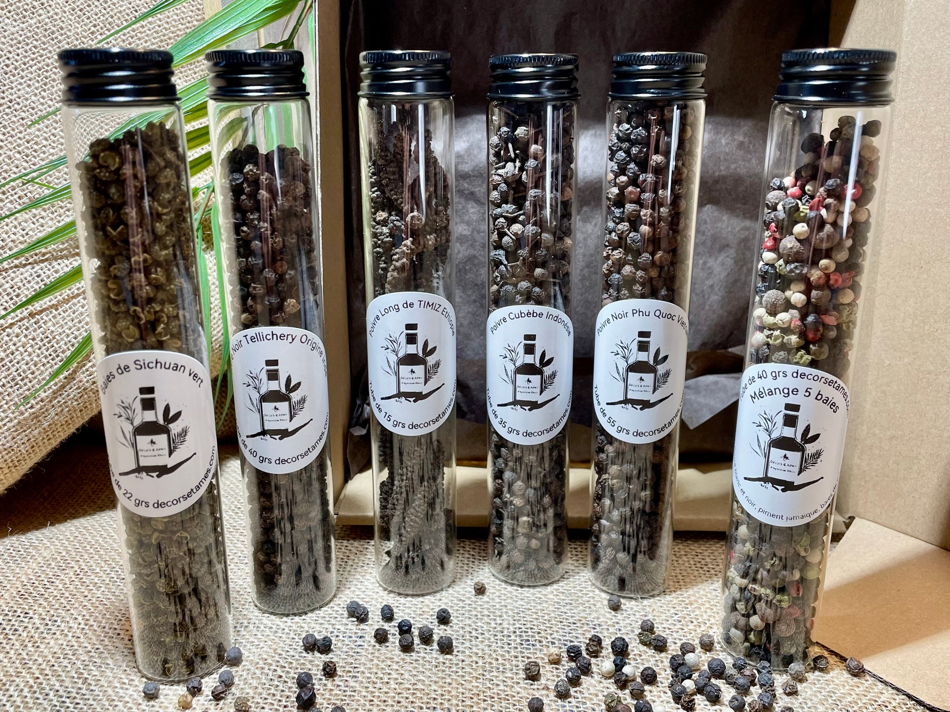 Coffret Poivres du Monde poivres et baies