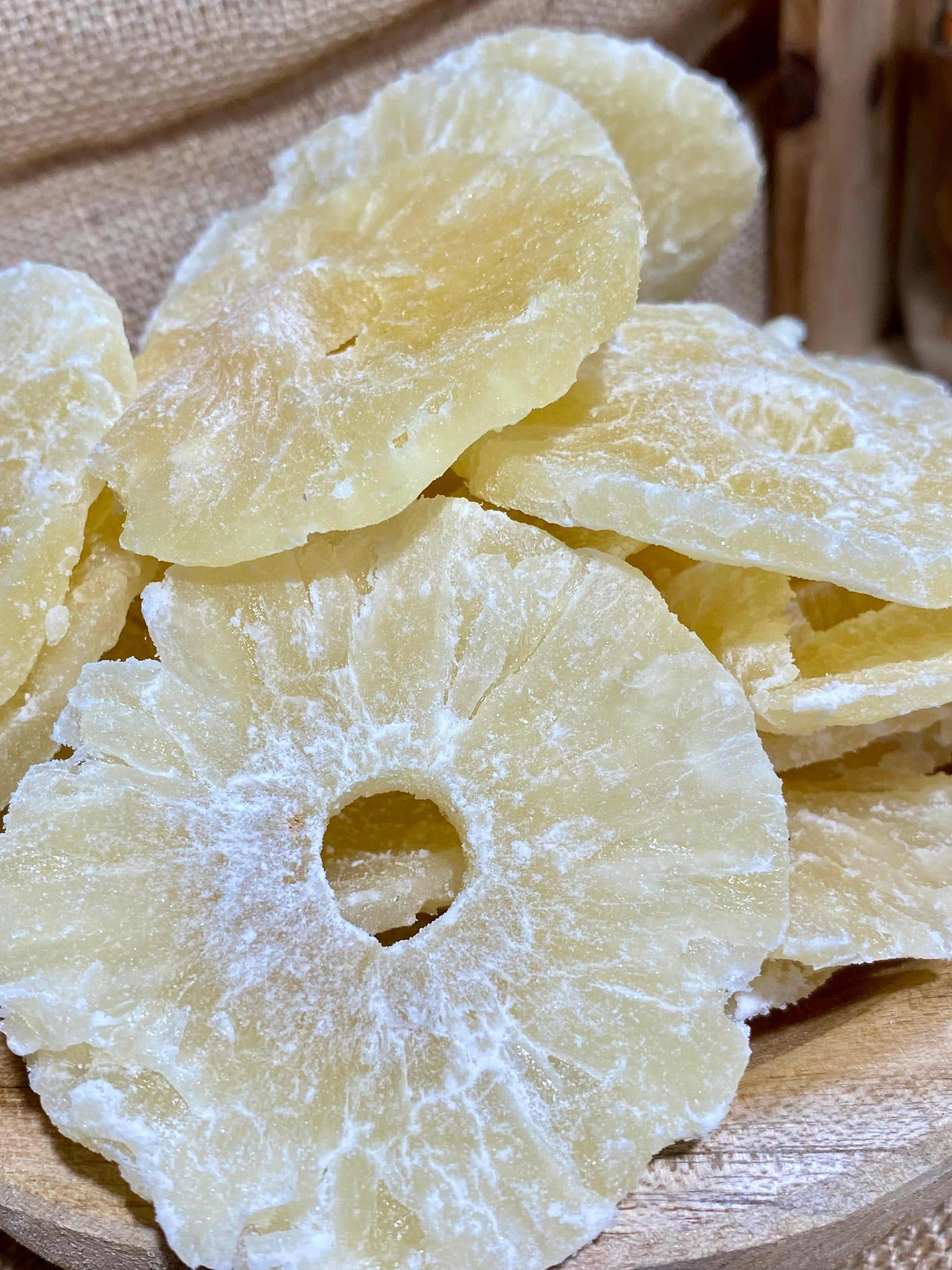 Ananas déshydraté à intégré dans une recette sucrée-salée exotique