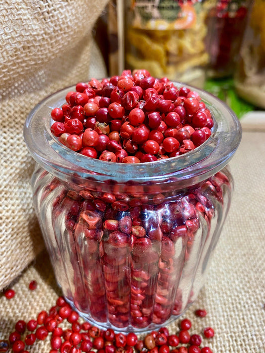 Baies de rose (poivre rose) aromatiques prêtes à l’usage