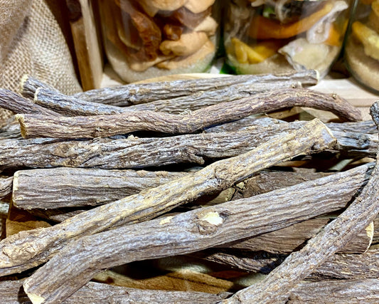 Bâton de réglisse en bois naturel, racine de réglisse séchée sans sucre ajouté
