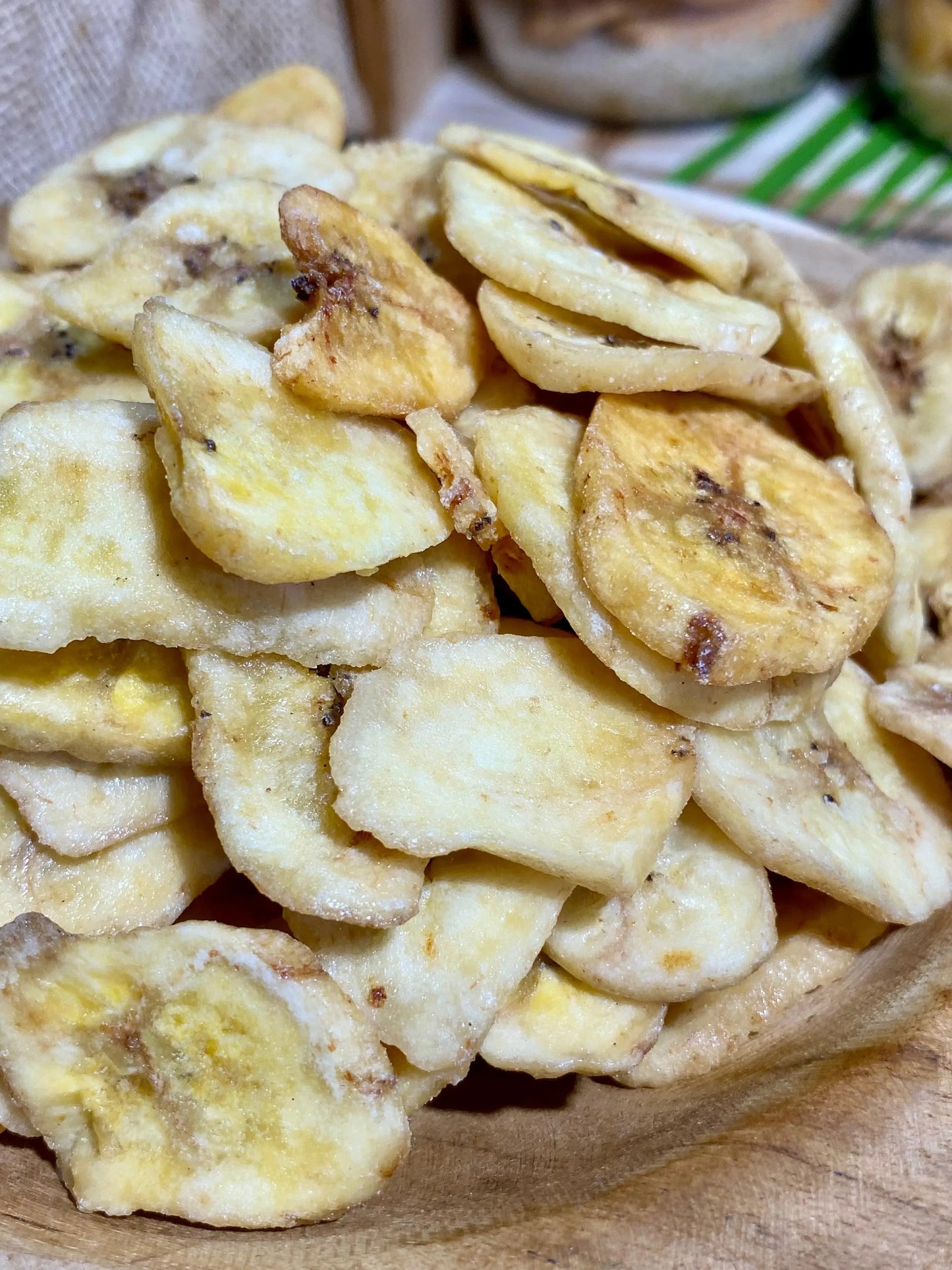 Chips de bananes pour apéritif – alternative exotique aux chips classiques