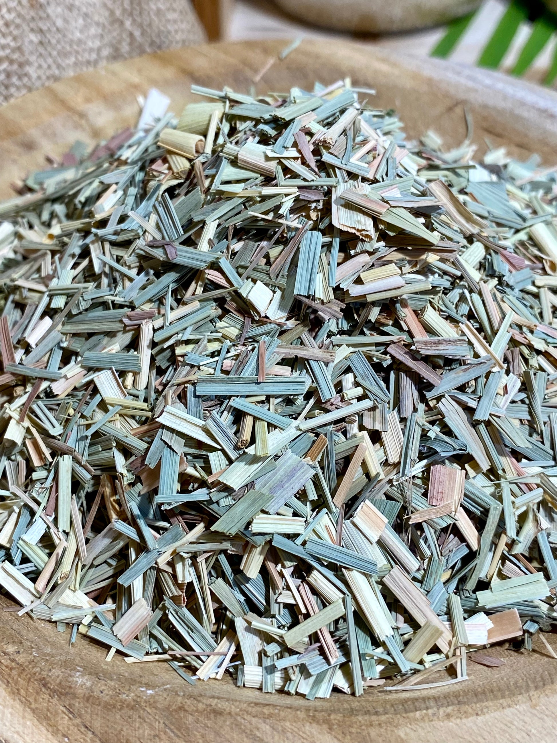 Citronnelle séchée en copeaux – herbe aromatique naturelle pour cuisine et infusion