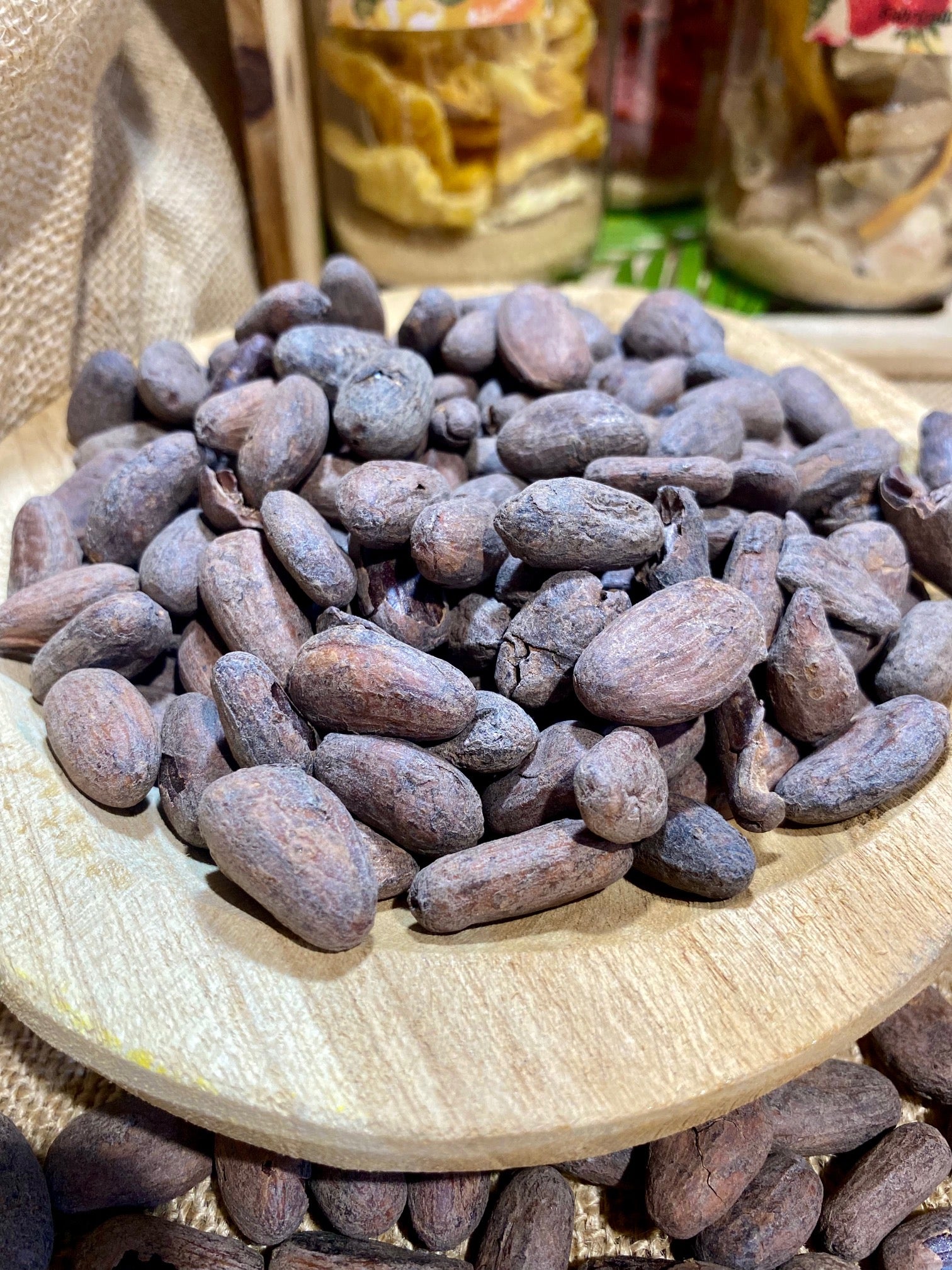 Fèves de cacao torréfiées entières au goût intense et texture croquante