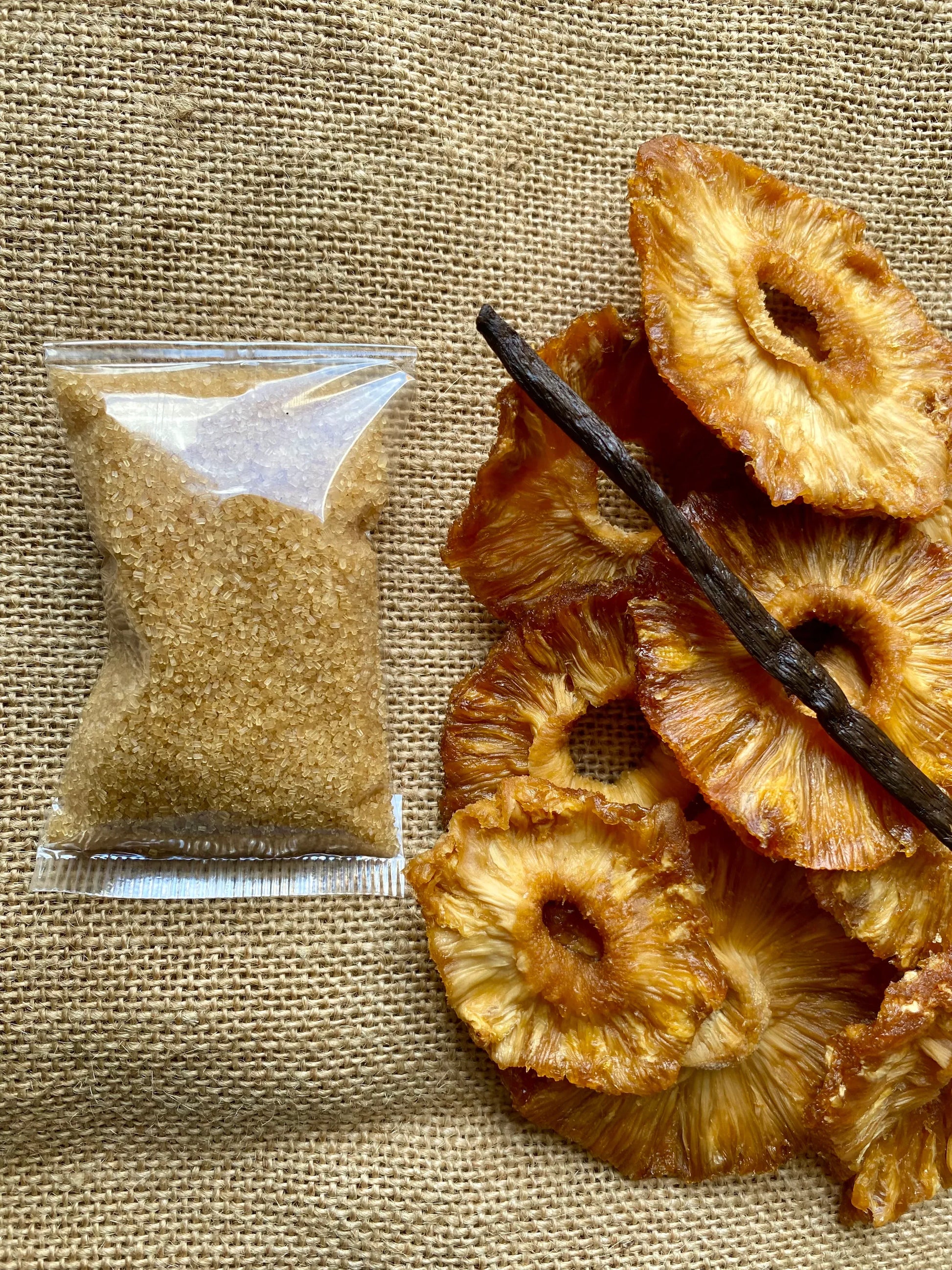 Ananas séché et vanille pour rhum arrangé maison artisanal