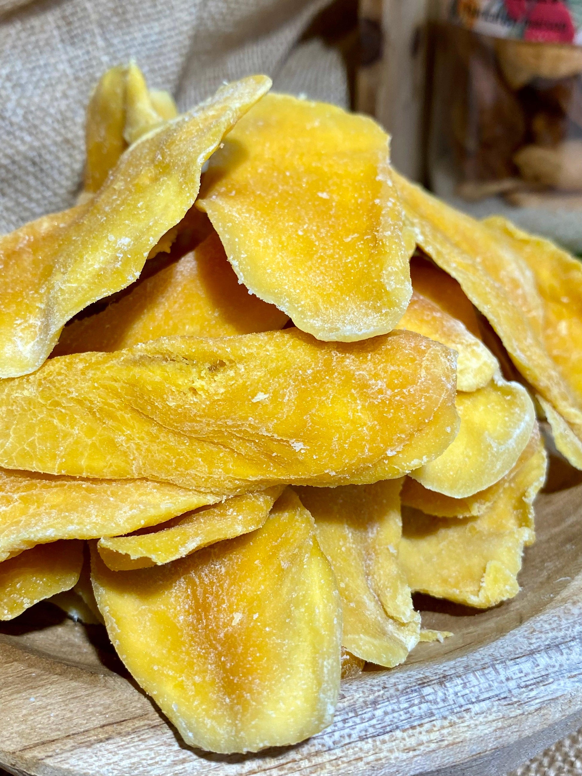 Utilisation de mangue déshydratée en encas fruité