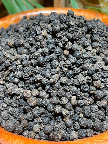 Poivre fumé de Madagascar en grains, poivre noir fumé à froid aux notes boisées et intenses