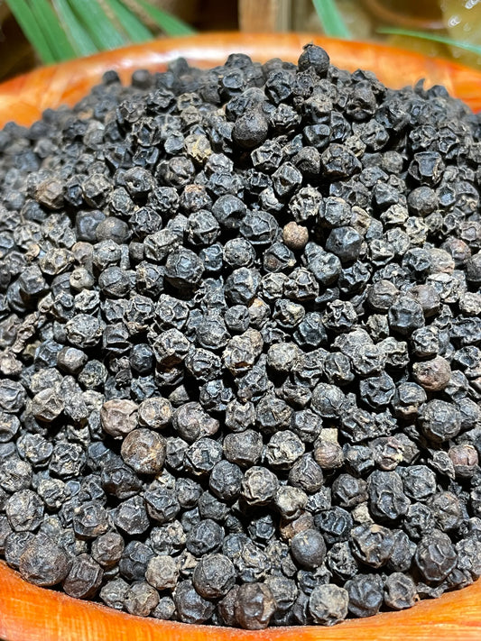 Poivre fumé de Madagascar en grains, poivre noir fumé à froid aux notes boisées et intenses