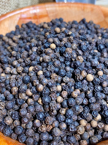 Poivre Lampong en grains – poivre noir intense d’Indonésie
