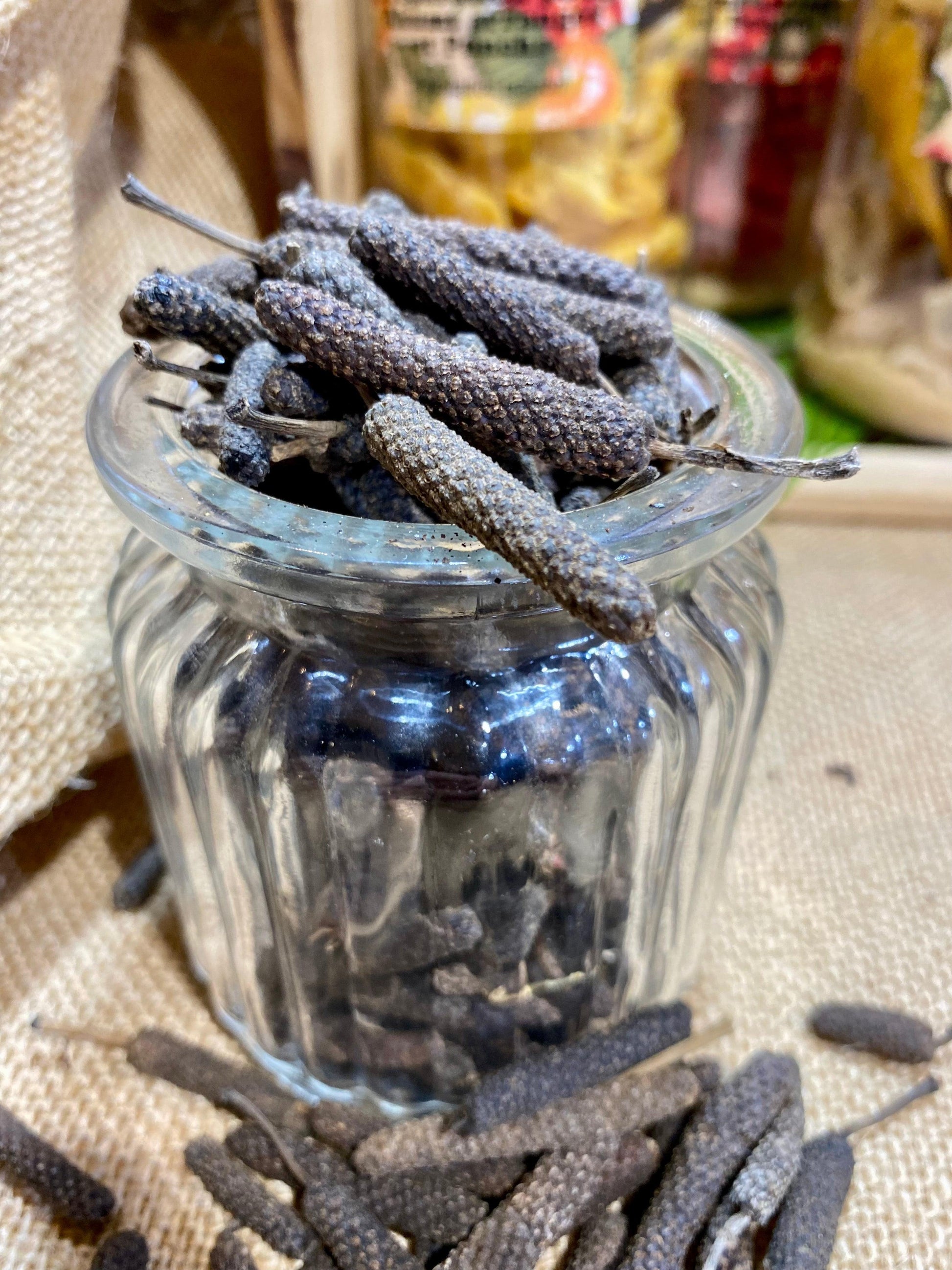 Poivre long de Java en grains, origine Indonésie