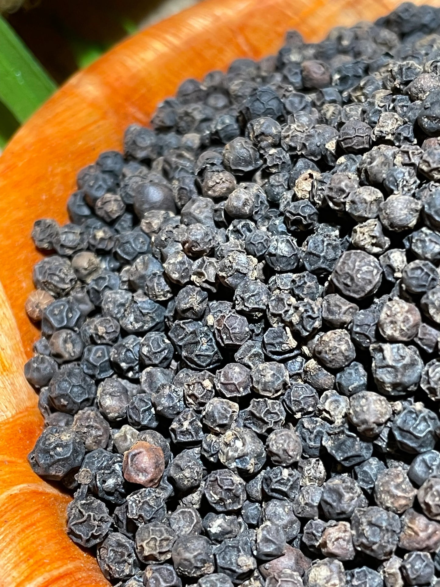 Sachet de poivre Penja Noir IGP – Décors et Âmes, épice rare du Cameroun