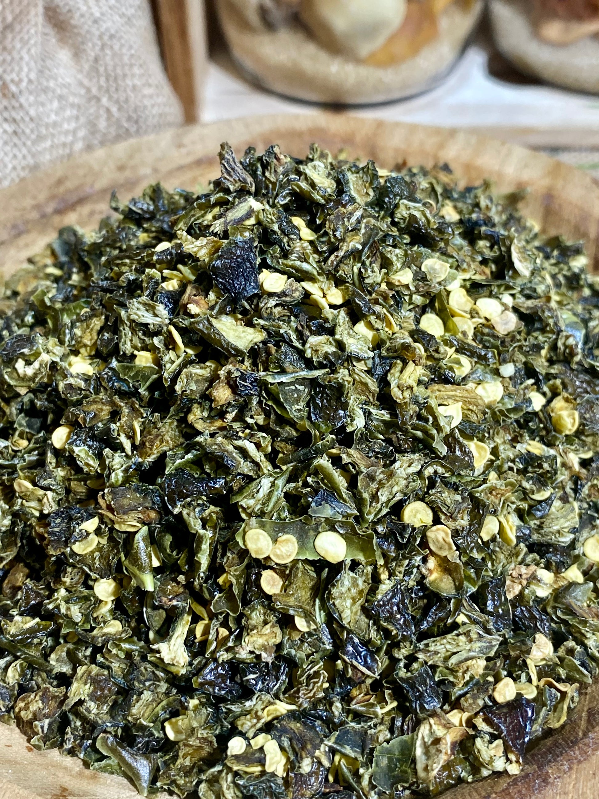 Sachet refermable de flocons de piment jalapeño vert séchés